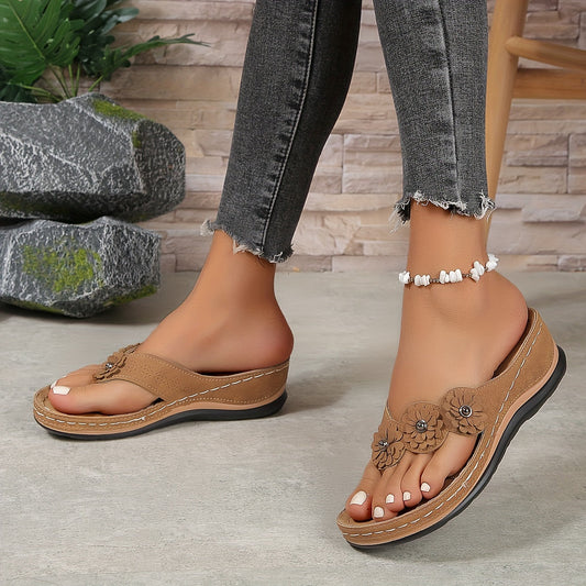 JO | | Elegant and comfortable sandals with floral straps