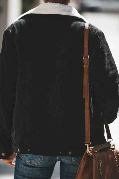 JO | Uncomplicated and chic coat