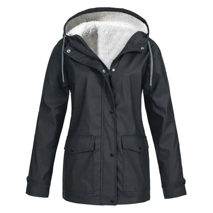 JO | Soft and knitted, oversized fleece coat