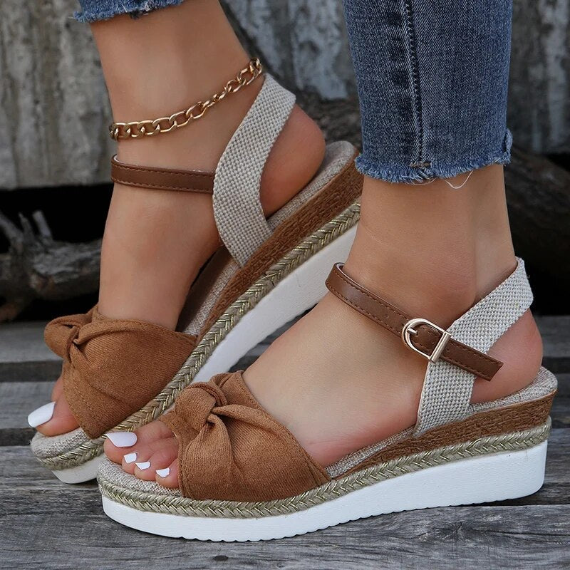 JO | | Fashionable sandals
