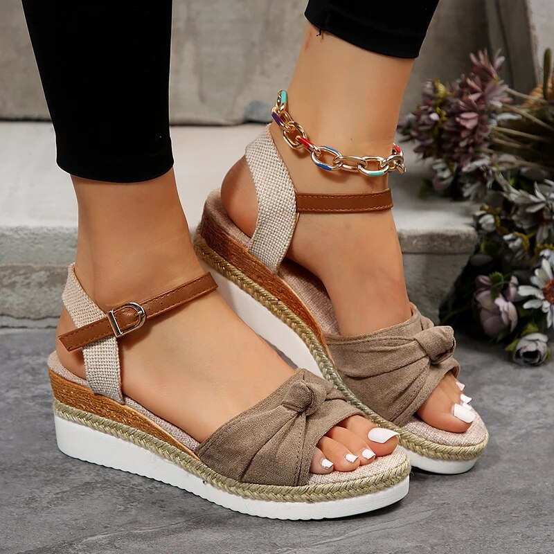 JO | | Fashionable sandals