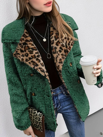 JO | Uncomplicated and chic winter coat