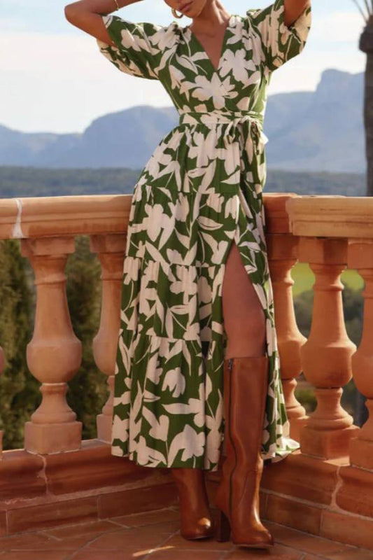 JO | V-neck Short sleeves Slit Printed midi dress