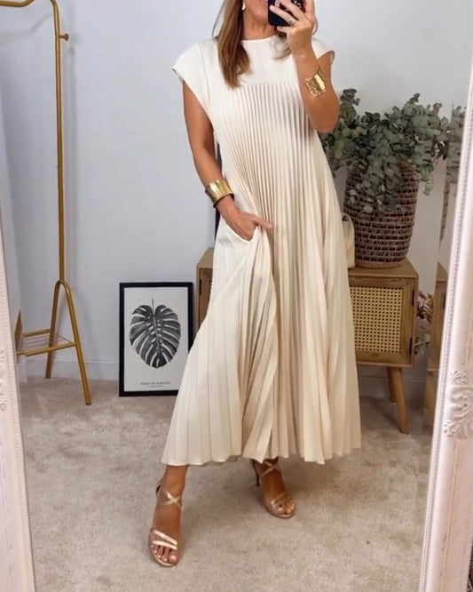 JO | Elegant pleated maxi dress