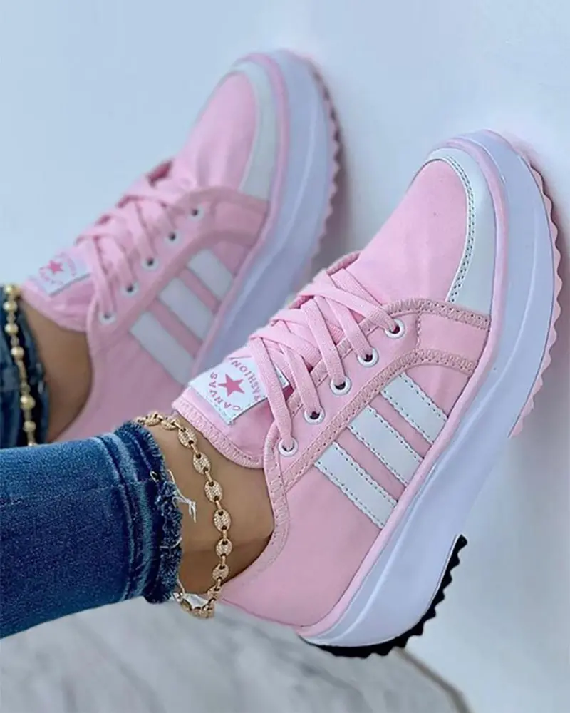 JO | Relaxed and stylish sneakers