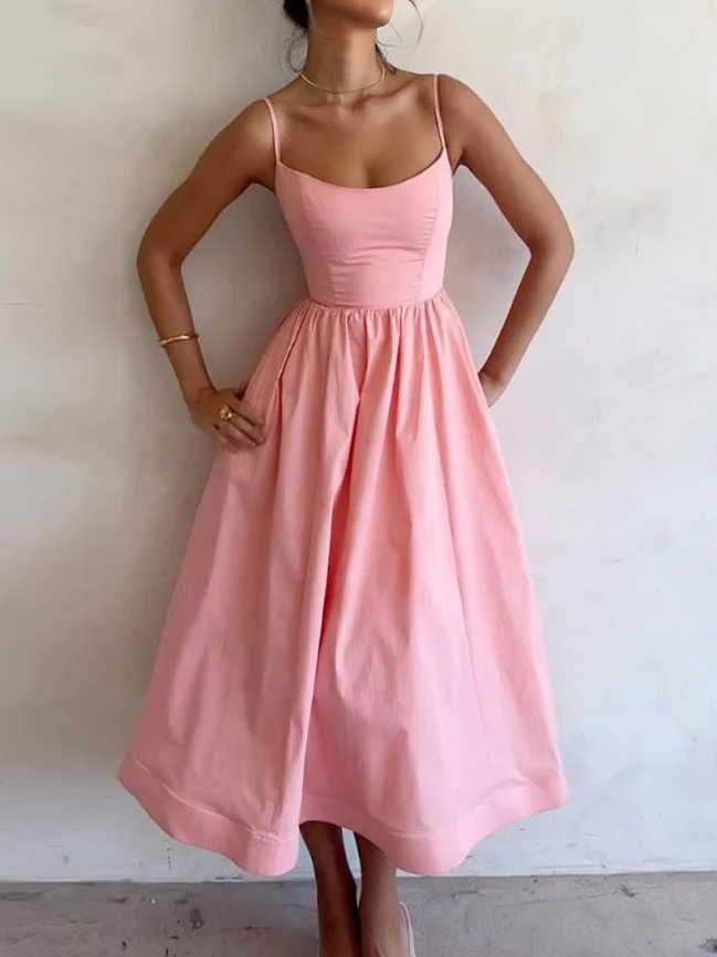 JO | Flowing maxi dress with spaghetti stars