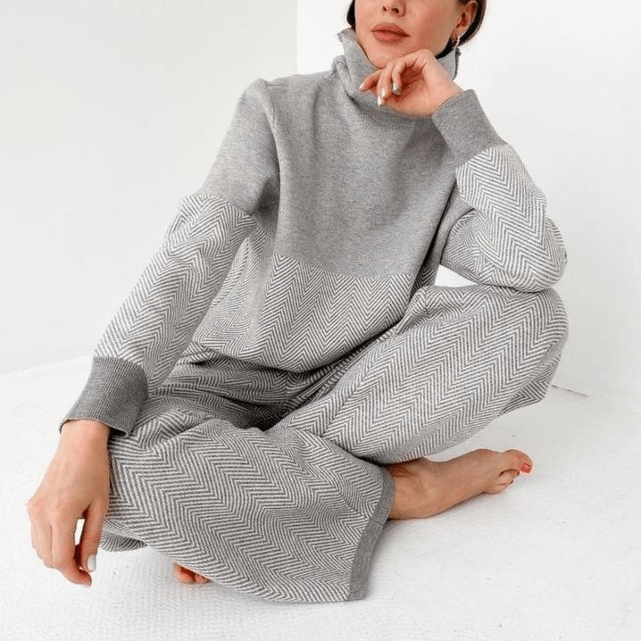 JO | Trendy and elegant winter dress
