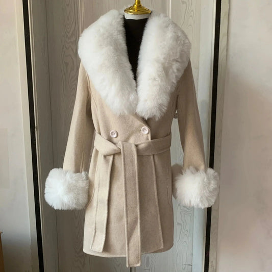 JO | Classic and elegant winter coat