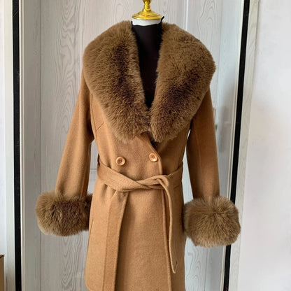JO | Classic and elegant winter coat
