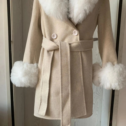 JO | Classic and elegant winter coat