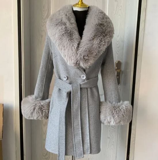 JO | Classic and elegant winter coat