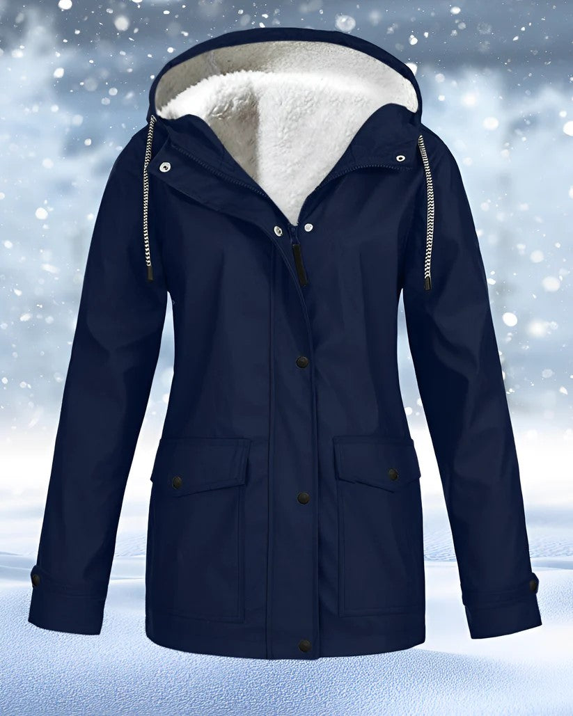 JO | Soft and knitted, oversized fleece coat
