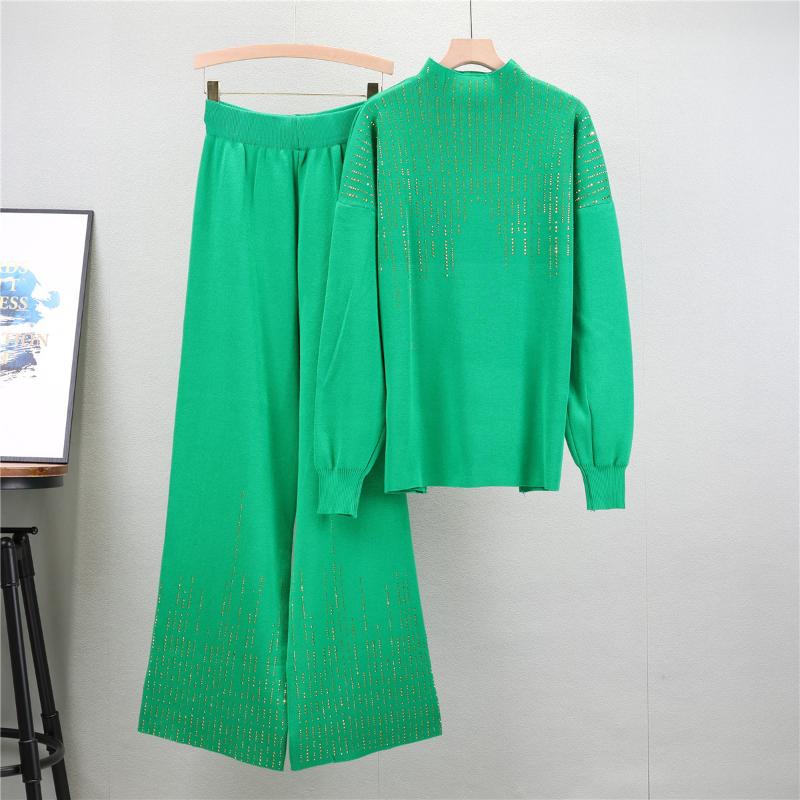 JO | Versatile and comfortable garment