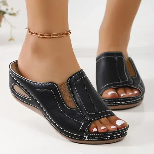 JO | | Comfortable and lightweight sandals