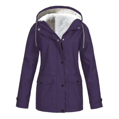 JO | Soft and knitted, oversized fleece coat
