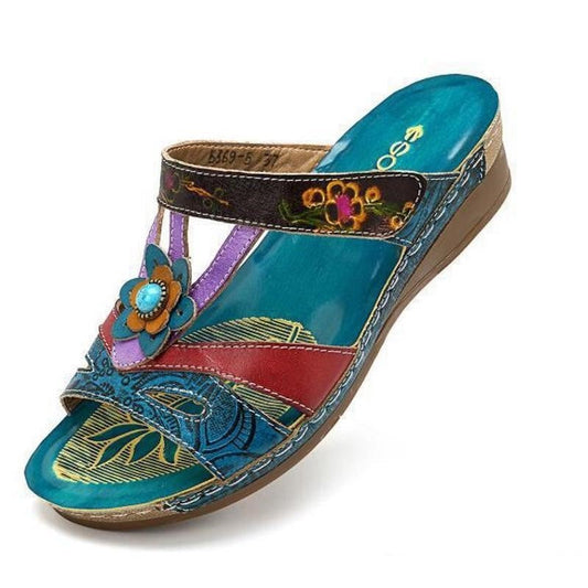 JO | | Trendy sandals of the season