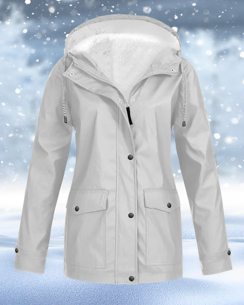JO | Soft and knitted, oversized fleece coat