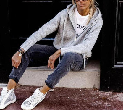 JO | Trendy and elegant general sweater