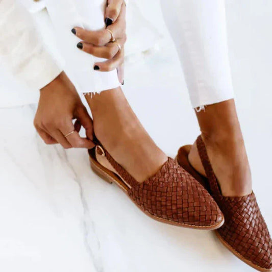 JO | handmade flat sandals