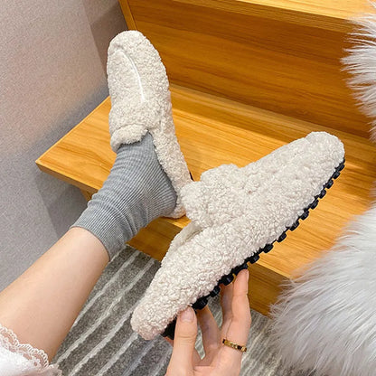 JO | Slip-on shoes | Warm and elegant