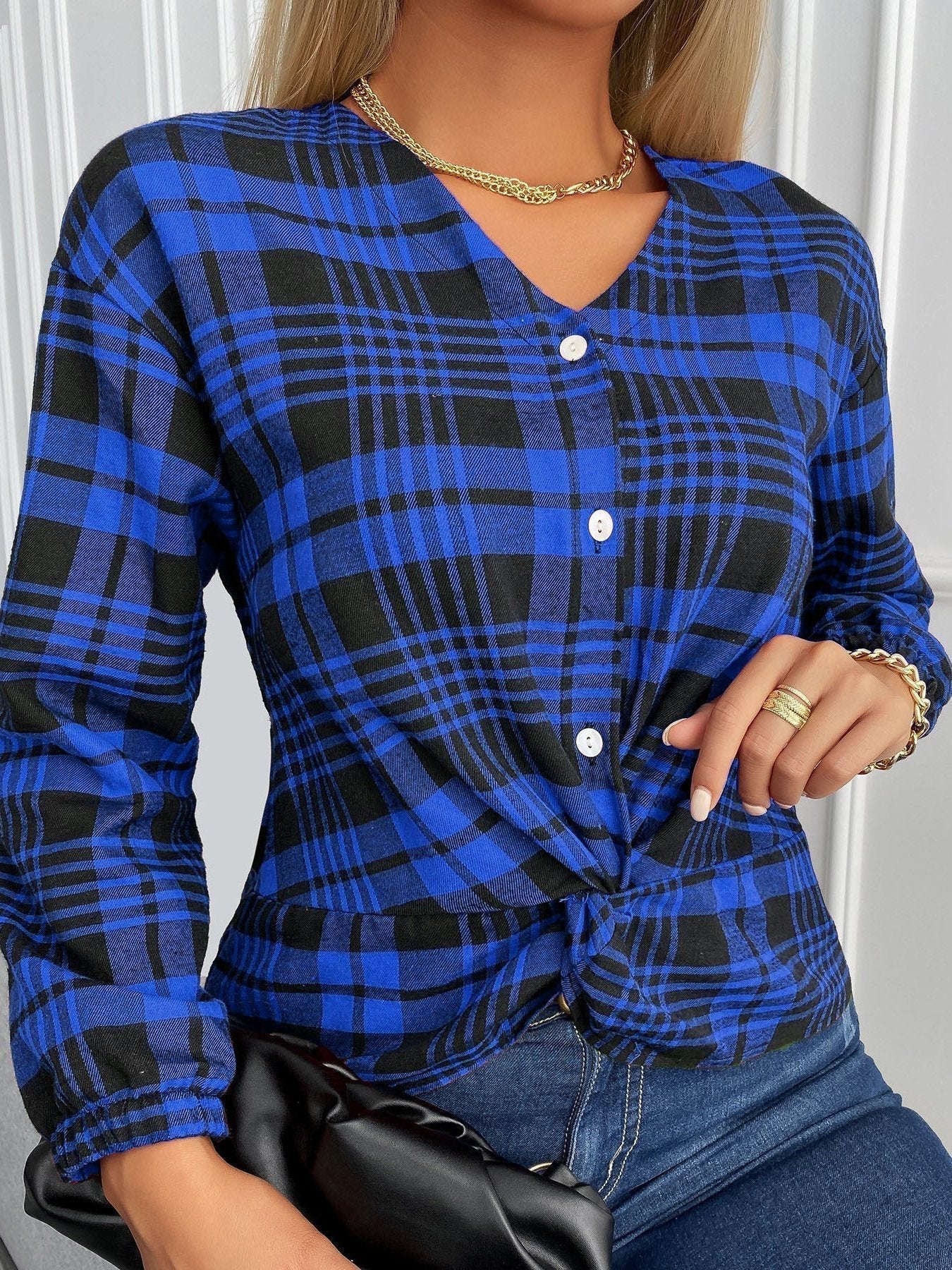 JO | Fashionable casual winter blouse
