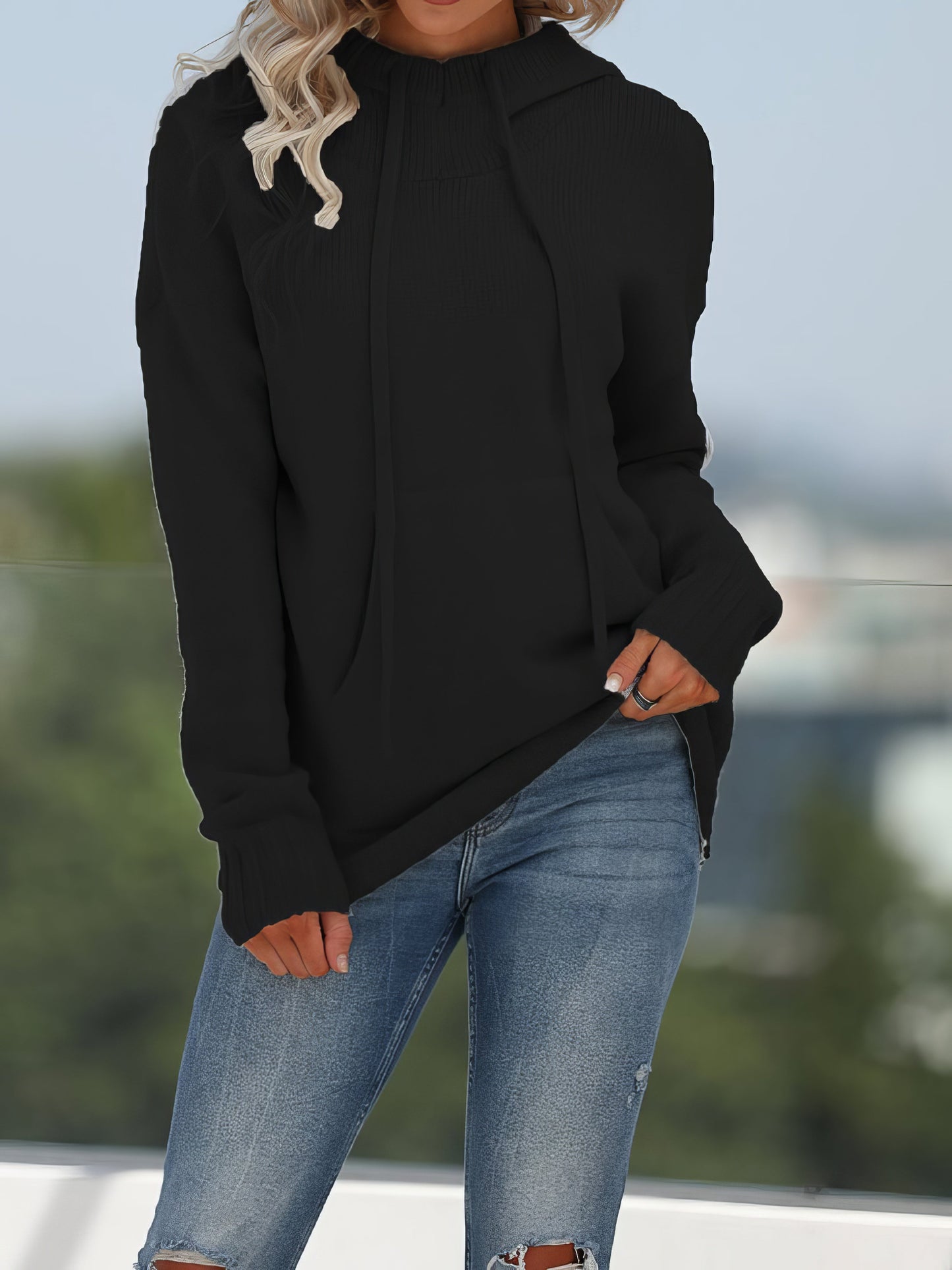 JO | Timeless and stylish winter sweater
